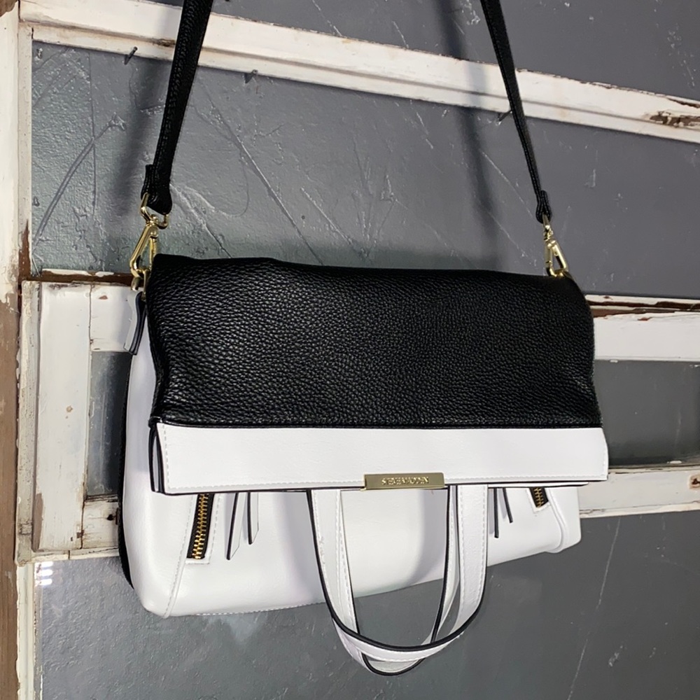 Steve Madden convertible clutch / crossbody